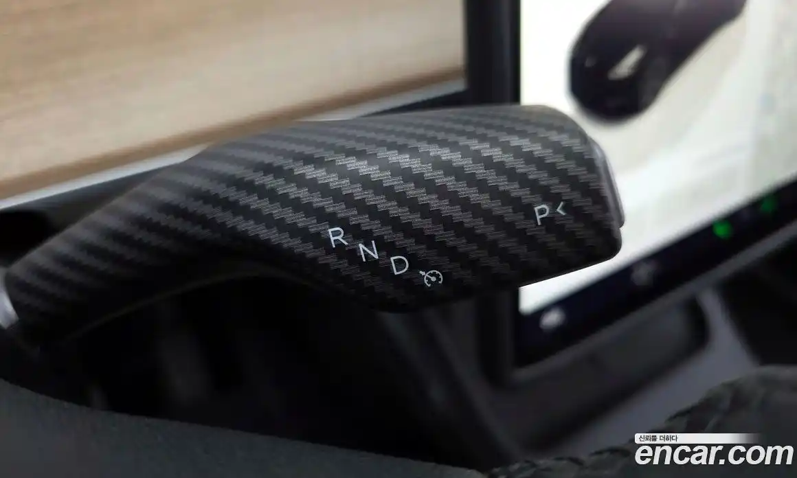 Tesla Model Y 2024 0.2 гидро в Москве № 1293727, фото 9