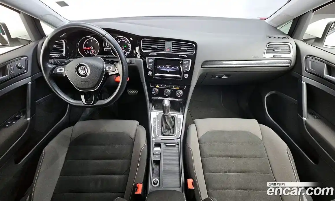 Volkswagen Golf 2013 1.6 гидро в Москве № 1293881, фото 7