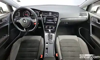 Volkswagen Golf 2013 1.6 гидро в Москве № 1293881, миниатюра 7
