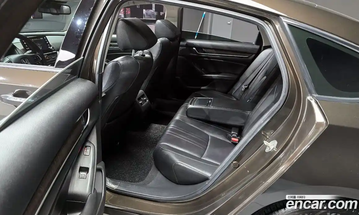 Honda Accord 2019 1.5 гидро в Москве № 1294372, фото 12