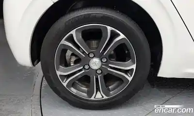 Peugeot 208 2014 1.6 гидро в Москве № 1295215, миниатюра 5