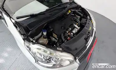 Peugeot 208 2014 1.6 гидро в Москве № 1295215, миниатюра 6