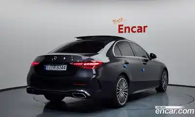 Mercedes-Benz C-Class, 2022