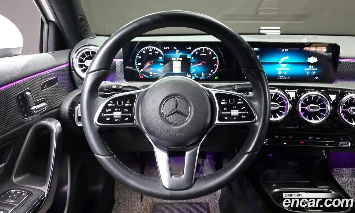 Mercedes-Benz A-Class 2021 2.0 гидро в Москве № 148366, фото 13