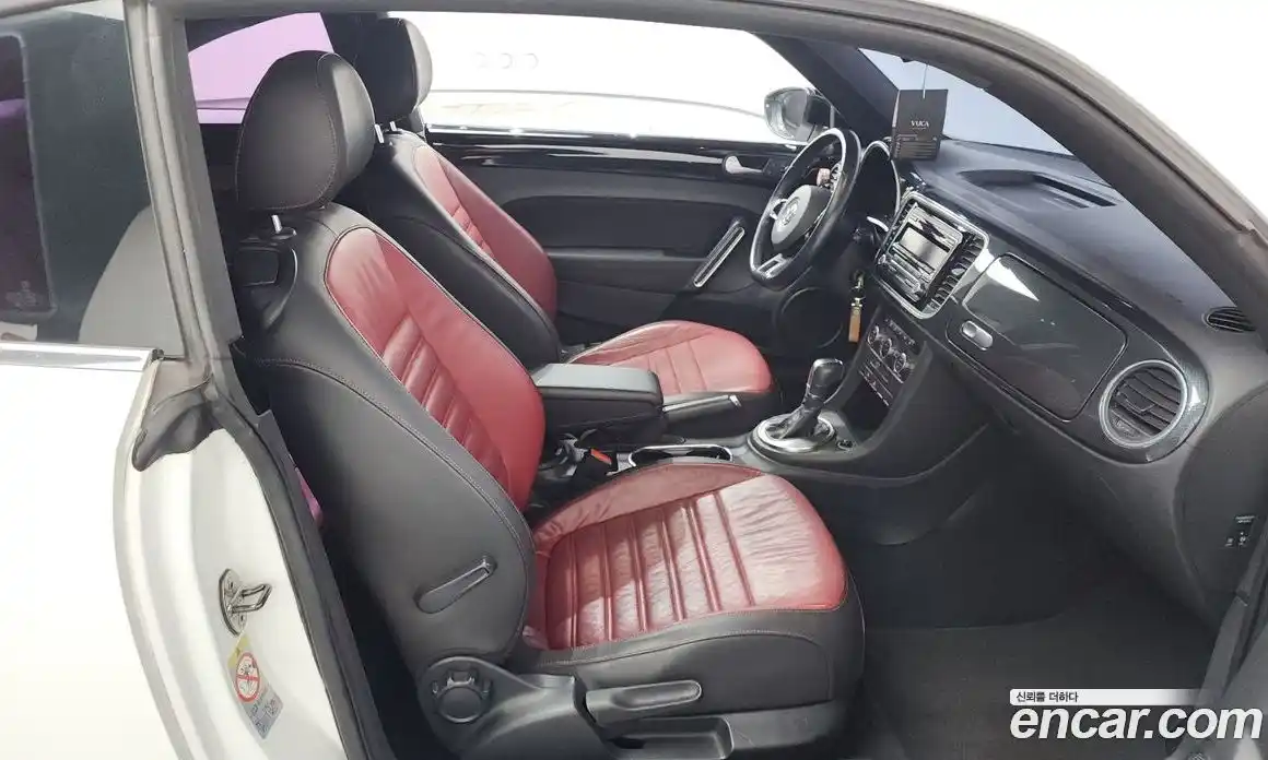 Volkswagen Beatle 2014 2.0 гидро в Москве № 153821, фото 11