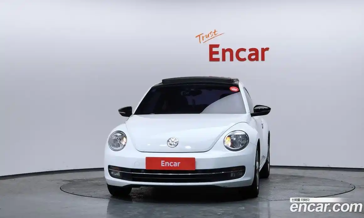 Volkswagen Beatle 2014 2.0 гидро в Москве № 153821, фото 3