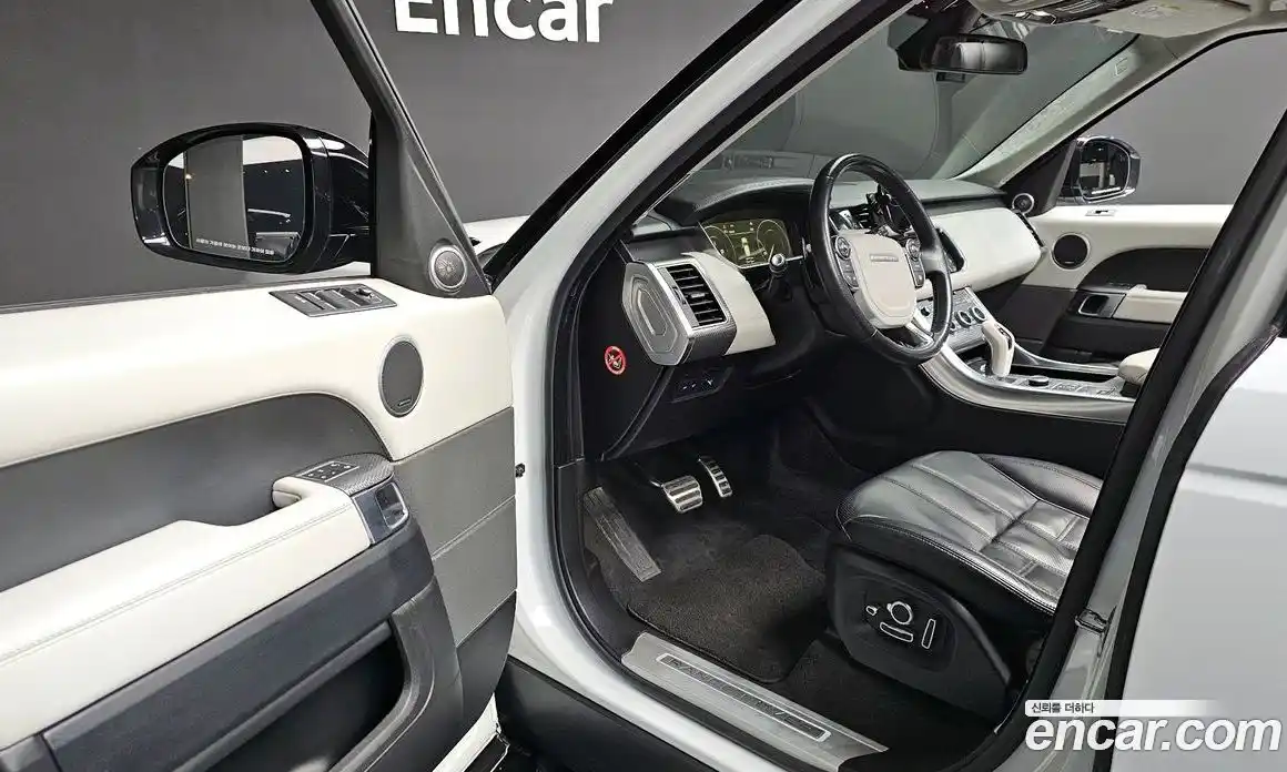 Land Rover Range-Rover Sport 2015 3.0 гидро в Москве № 166320, фото 11