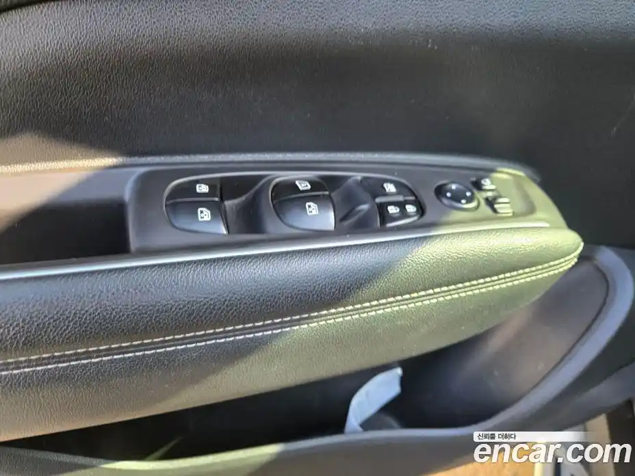 Renault QM6 2018 2.0 гидро в Москве № 186570, фото 11