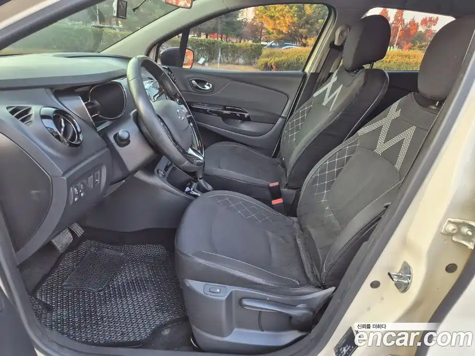 Renault QM3 2014 1.5 гидро в Москве № 186687, фото 14