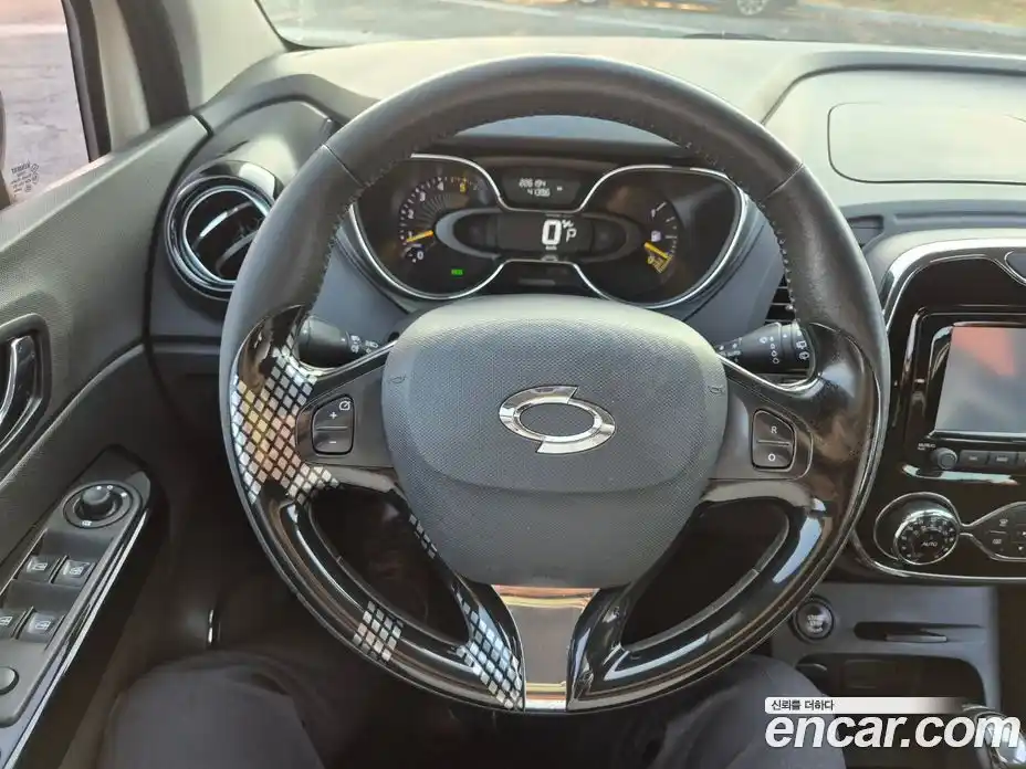 Renault QM3 2014 1.5 гидро в Москве № 186687, фото 8