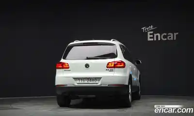 Volkswagen Tiguan 2015 2.0 гидро в Москве № 187384, миниатюра 4