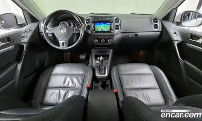 Volkswagen Tiguan 2015 2.0 гидро в Москве № 187384, миниатюра 7