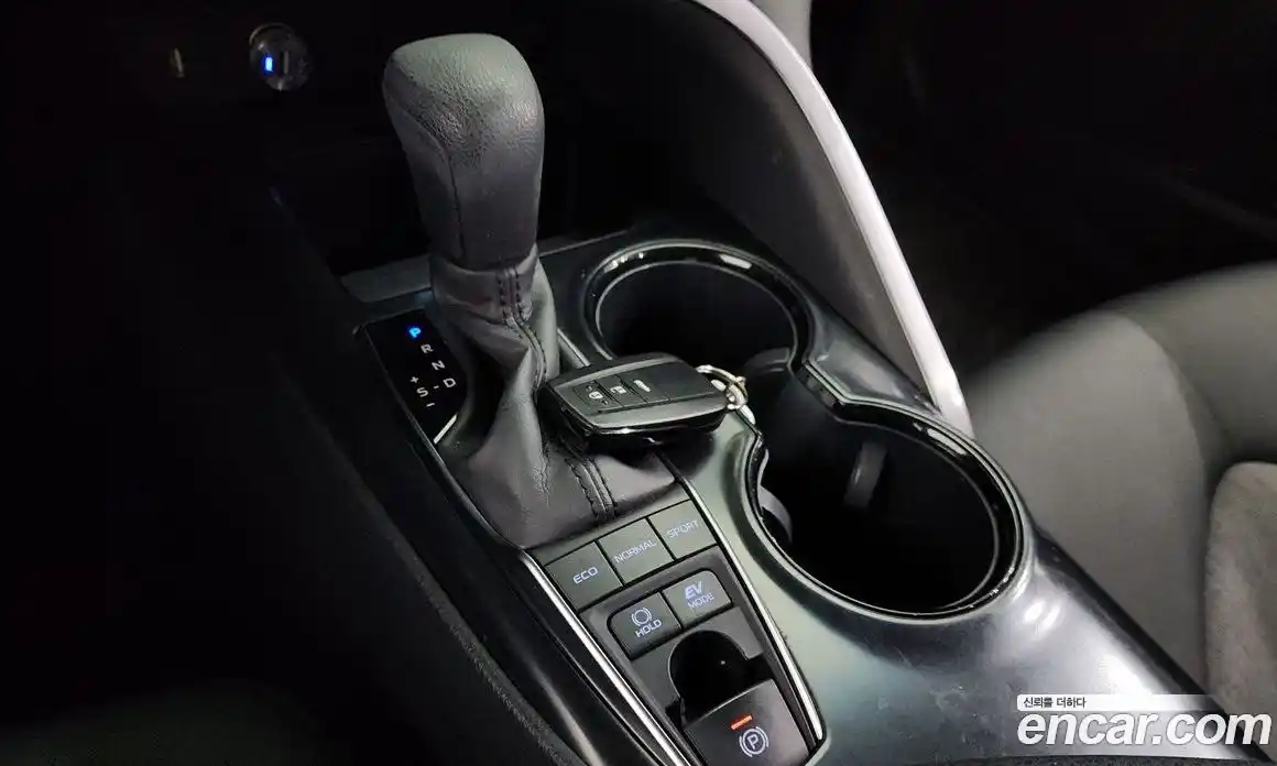 Toyota Camry 2019 2.5 гидро в Москве № 215517, фото 9