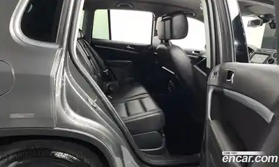 Volkswagen Tiguan 2015 2.0 гидро в Москве № 232226, миниатюра 12