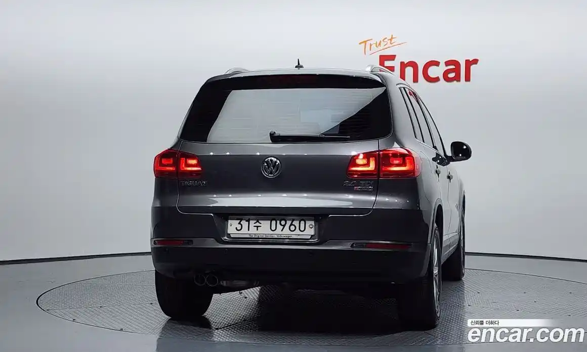 Volkswagen Tiguan 2015 2.0 гидро в Москве № 232226, фото 4