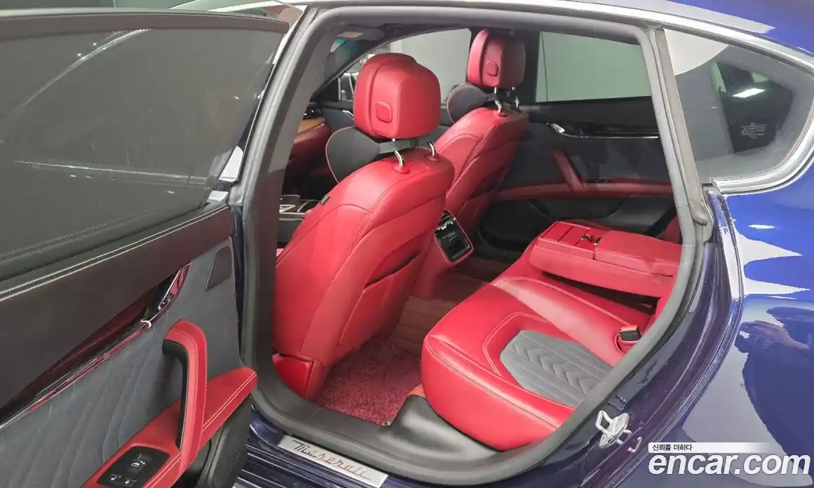 Maserati Quattroporte 2015 3.0 гидро в Москве № 255939, фото 11