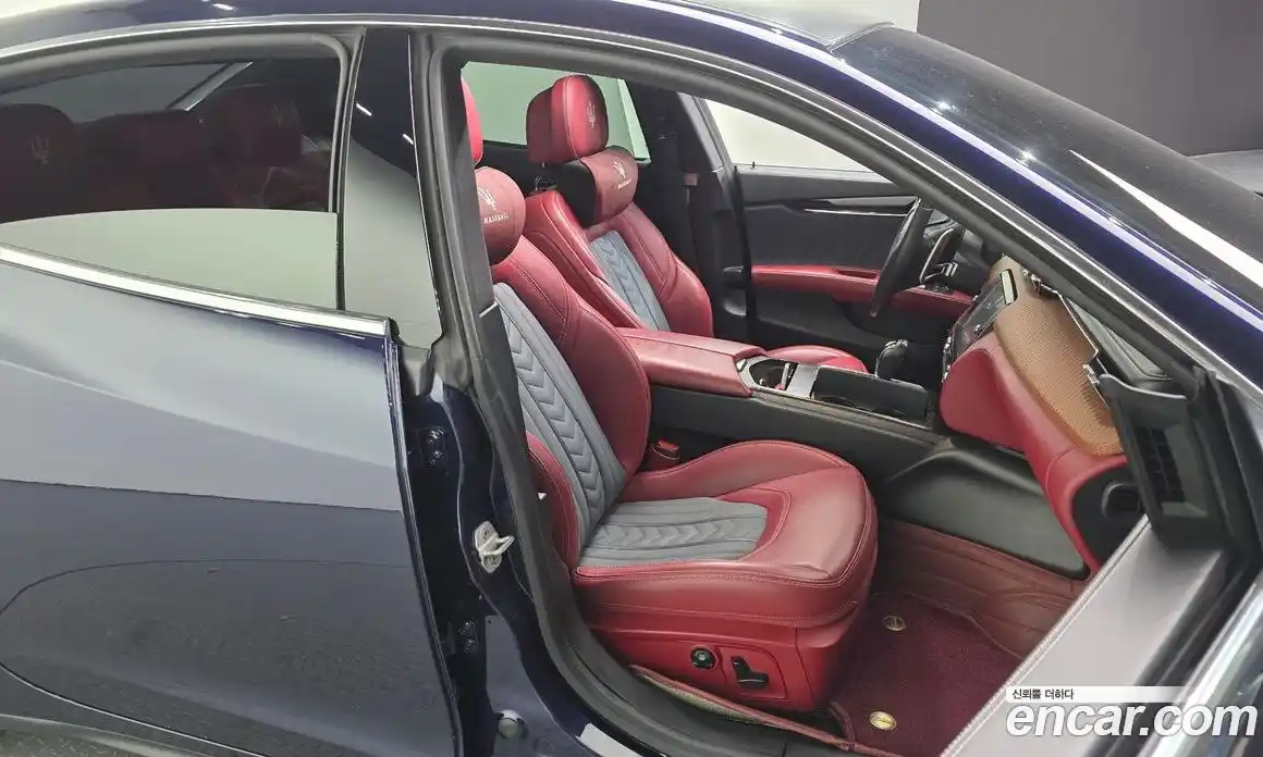 Maserati Quattroporte 2015 3.0 гидро в Москве № 255939, фото 12