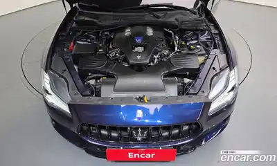 Maserati Quattroporte 2015 3.0 гидро в Москве № 255939, миниатюра 6