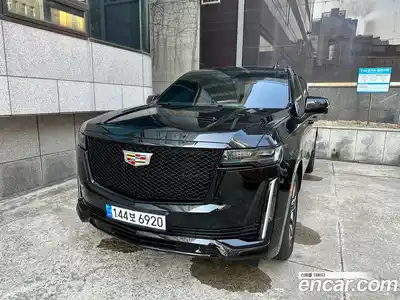 Cadillac Escalade 2023 6.2 гидро в Москве № 256500, миниатюра 3