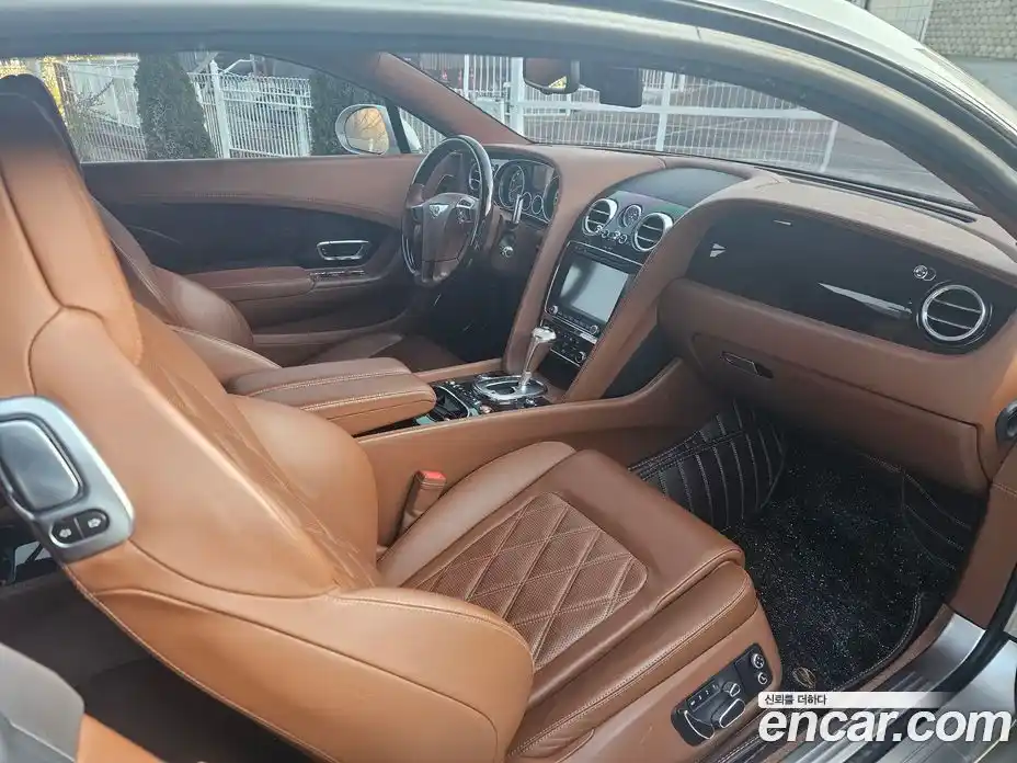 Bentley Continental 2011 6.0 гидро в Москве № 256649, фото 6