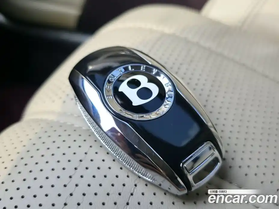 Bentley Flying Spur 2014 4.0 гидро в Москве № 387170, фото 17