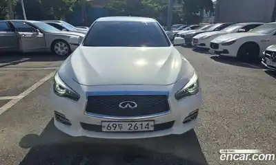 Infiniti Q50, 2015