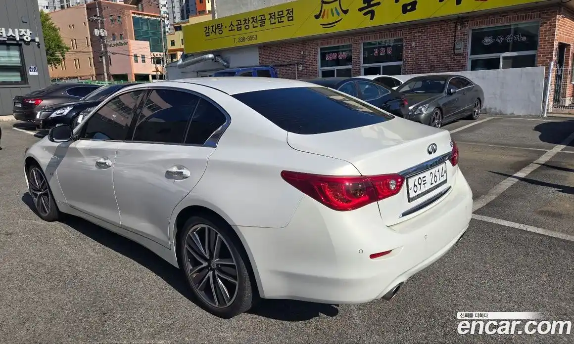 Infiniti Q50 2015 2.1 гидро в Москве № 759418, фото 7