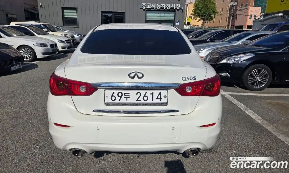 Infiniti Q50 2015 2.1 гидро в Москве № 759418, фото 8