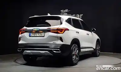 Kia Seltos 2022 1.6 гидро в Москве № 115747, миниатюра 2