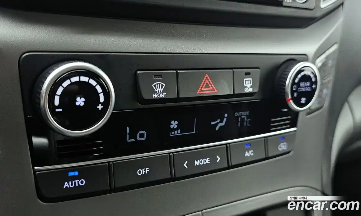 Hyundai Starex 2018 2.5 Автомат в Москве № 1317448, фото 13