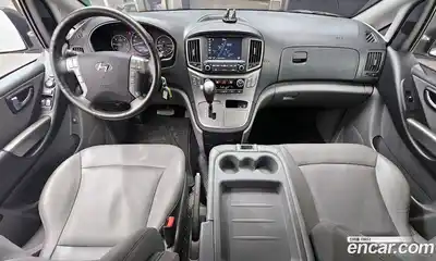 Hyundai Starex 2018 2.5 Автомат в Москве № 1317448, миниатюра 7