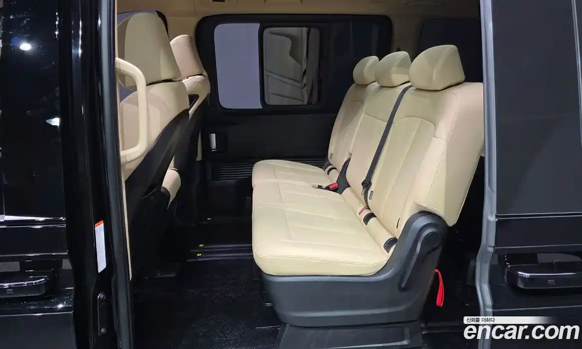 Hyundai Staria 2025 3.5 гидро в Москве № 1317617, фото 11
