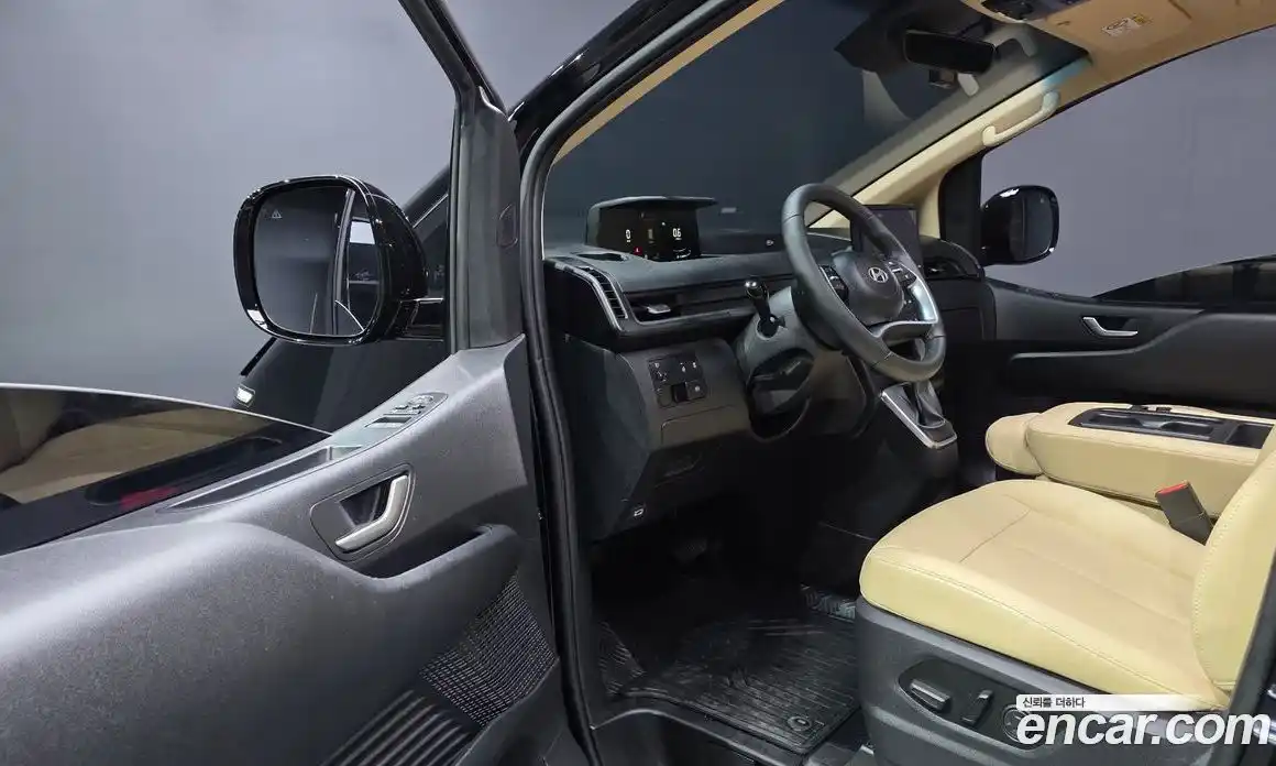 Hyundai Staria 2025 3.5 гидро в Москве № 1317617, фото 10