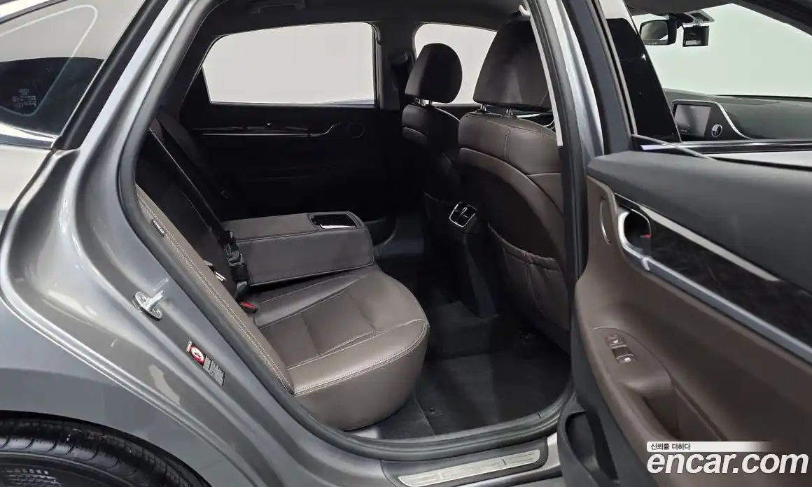 Hyundai Grandeur 2017 2.4 гидро в Москве № 1317768, фото 12