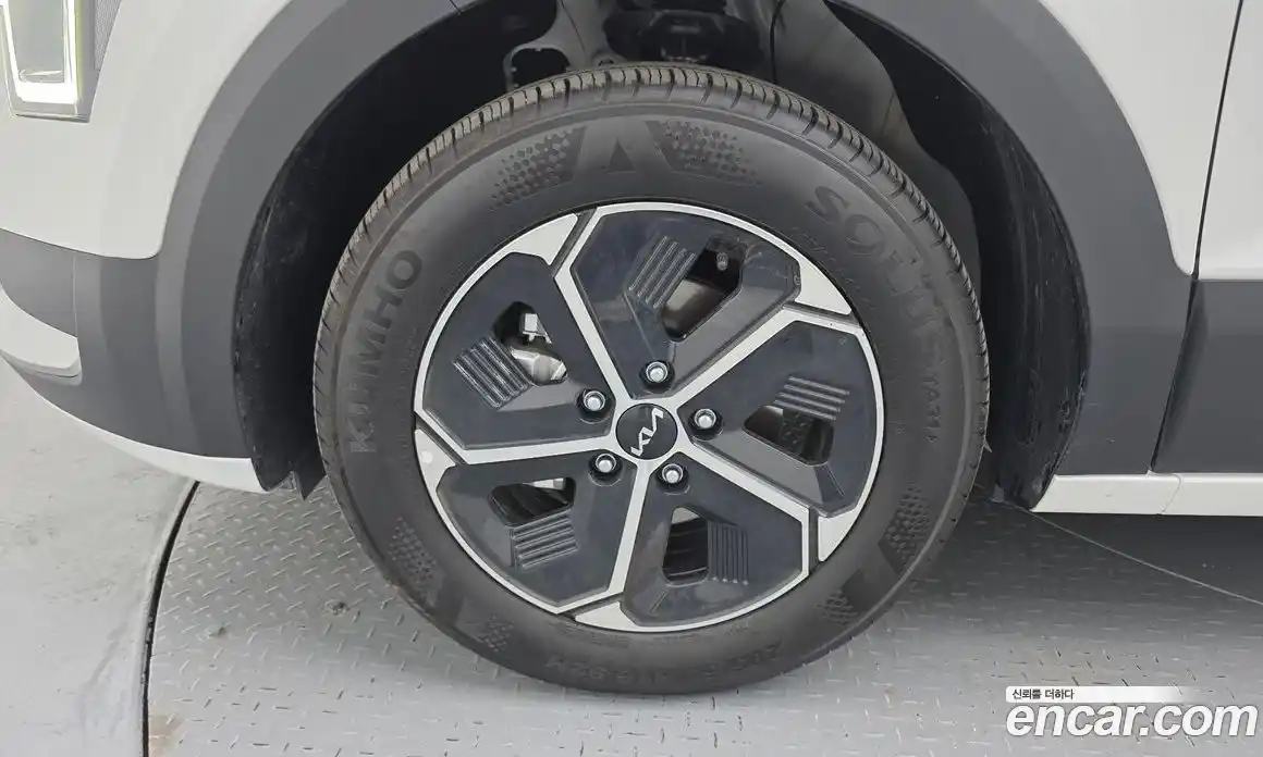 Kia Niro 2024 1.6 гидро в Москве № 1318229, фото 5