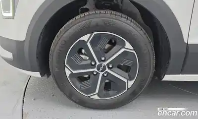 Kia Niro 2024 1.6 гидро в Москве № 1318229, миниатюра 5