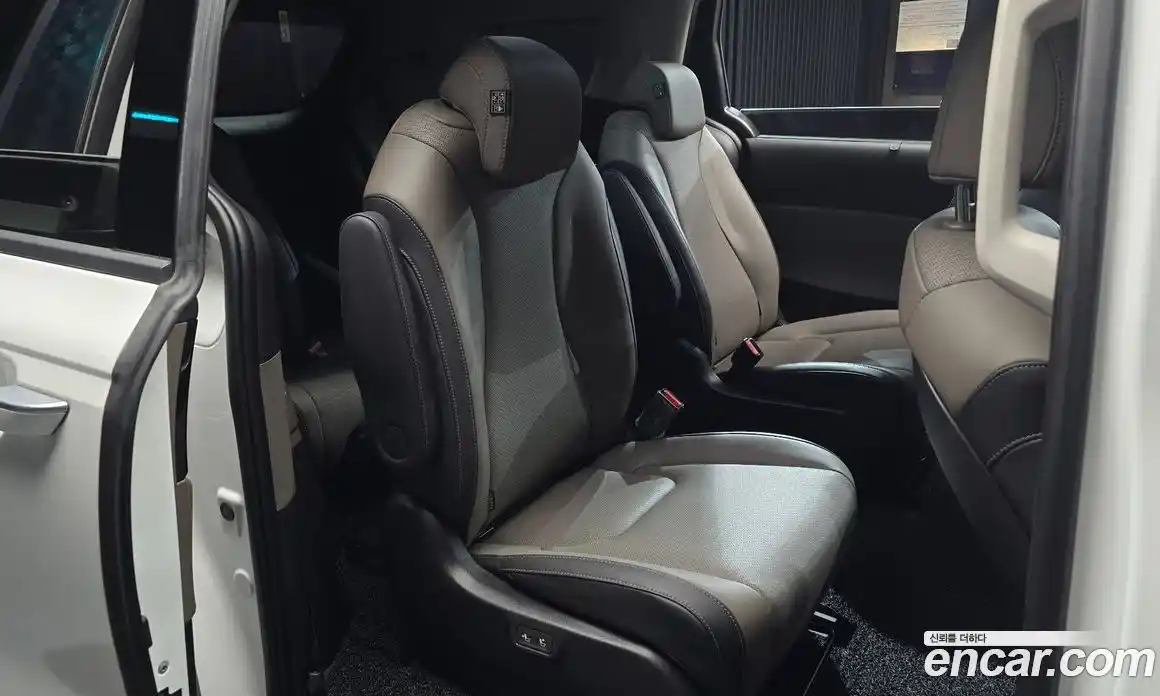 Kia Canival 2024 1.6 Автомат в Москве № 1318292, фото 11