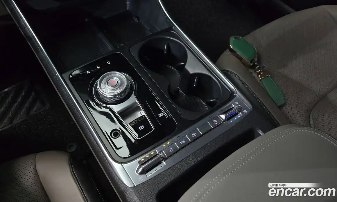 Kia Canival 2024 1.6 Автомат в Москве № 1318292, фото 9