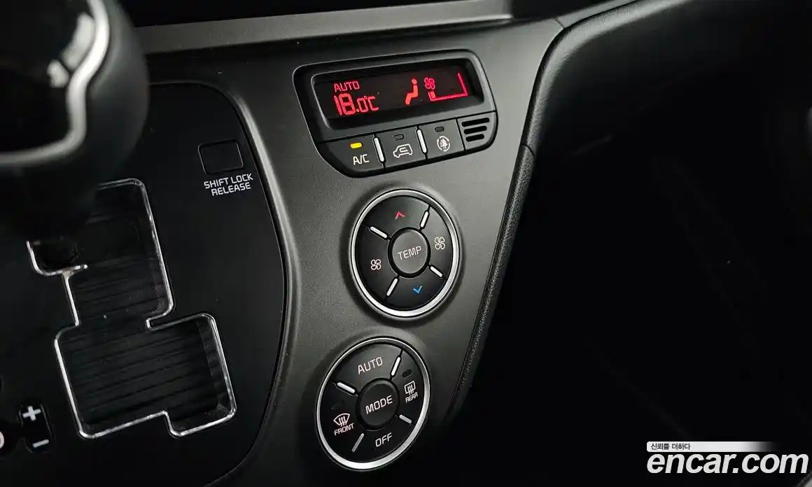 Kia Ray 2023 1.0 Автомат в Москве № 1318377, фото 17