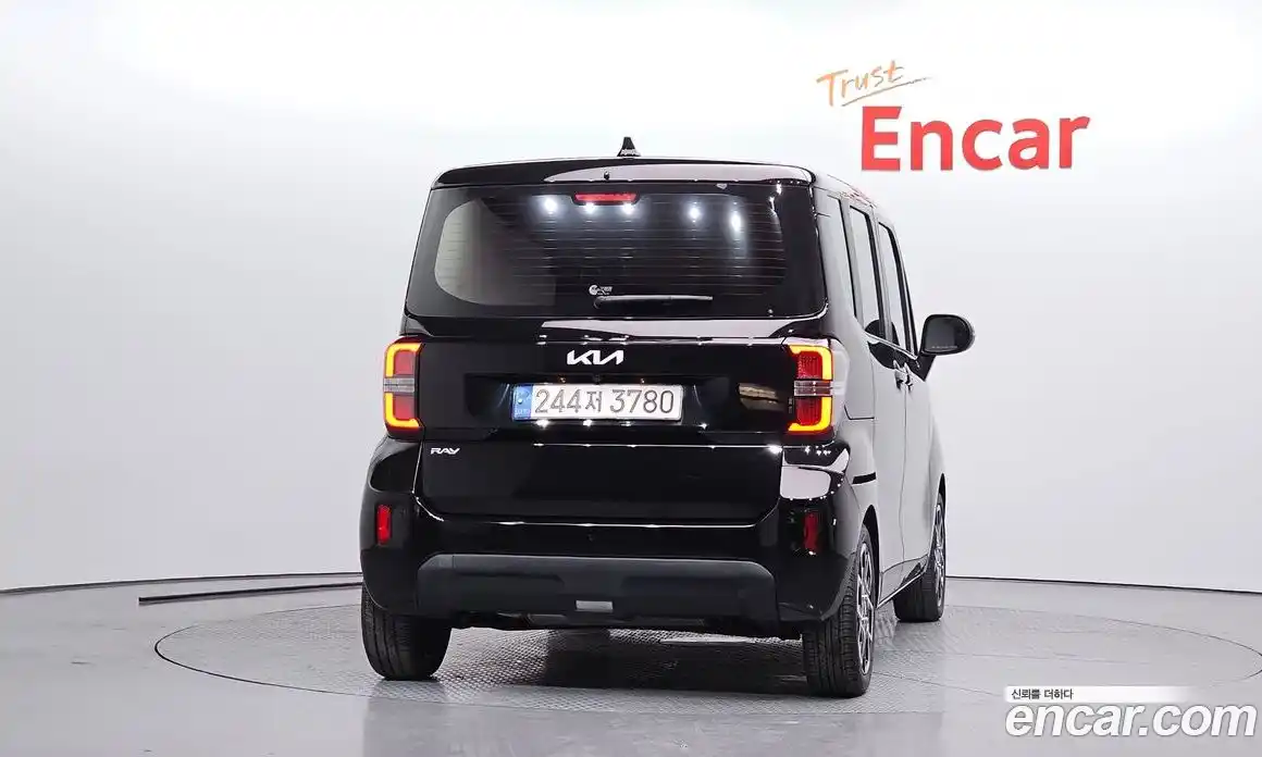 Kia Ray 2023 1.0 Автомат в Москве № 1318377, фото 4