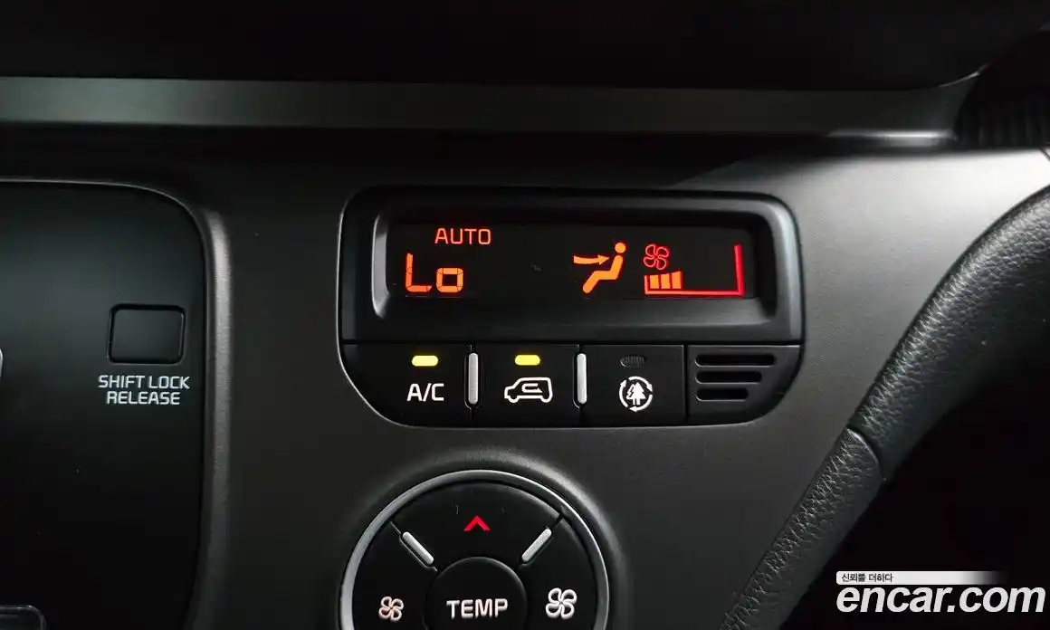 Kia Ray 2023 1.0 Автомат в Москве № 1318394, фото 18