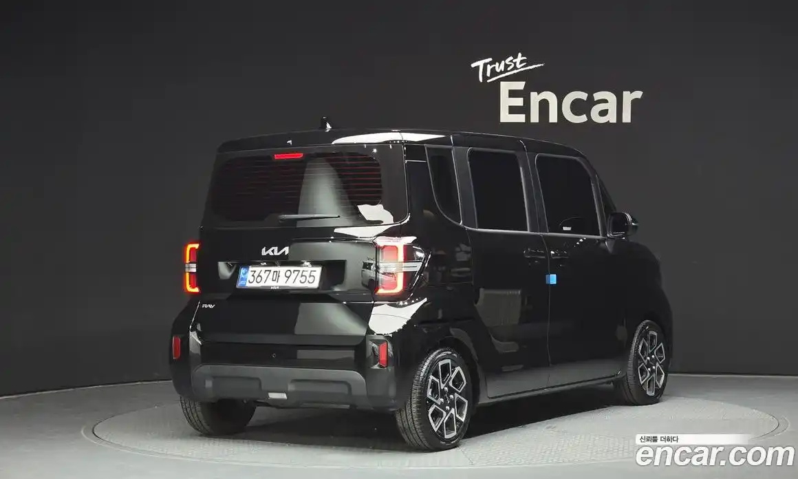 Kia Ray 2023 1.0 Автомат в Москве № 1318394, фото 2