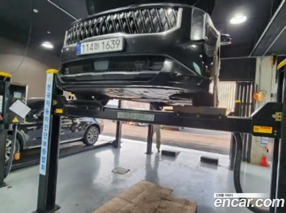 Kia Canival 2024 2.0 Автомат в Москве № 1318448, фото 1