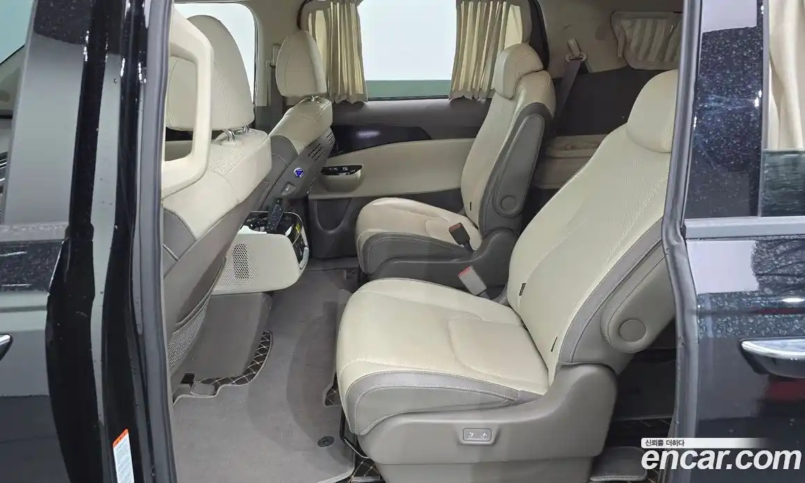 Kia Canival 2021 2.2 Автомат в Москве № 1318503, фото 12