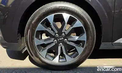 Kia Canival 2023 2.2 Автомат в Москве № 1318528, миниатюра 5