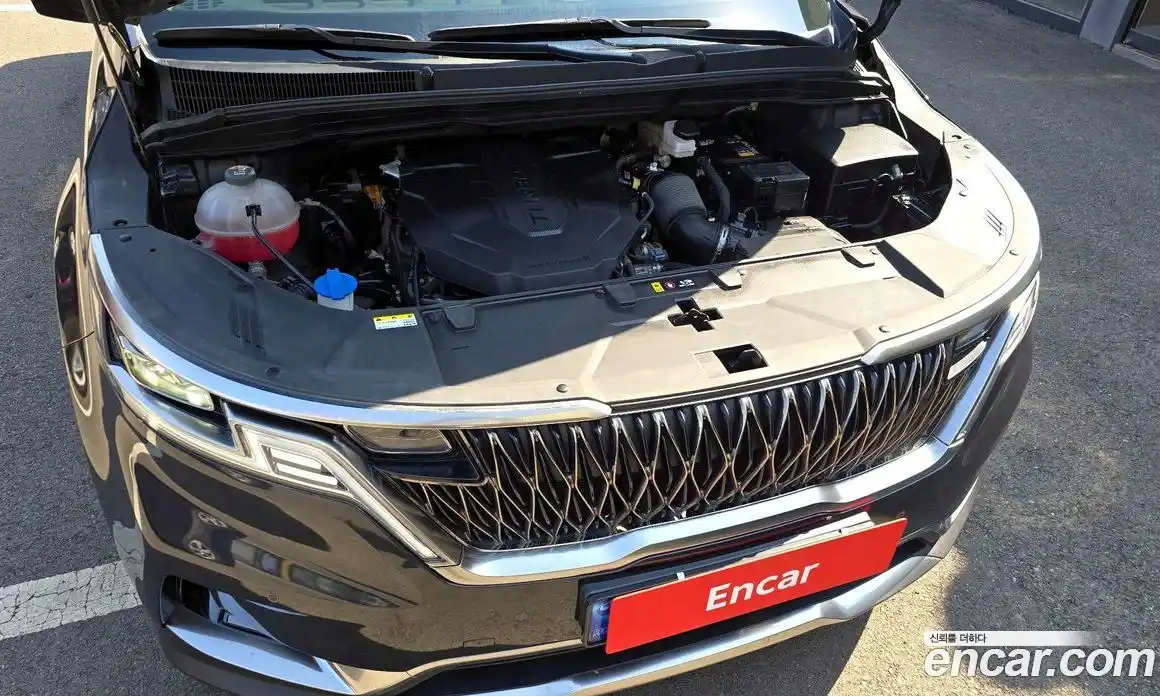 Kia Canival 2023 2.2 Автомат в Москве № 1318528, фото 6