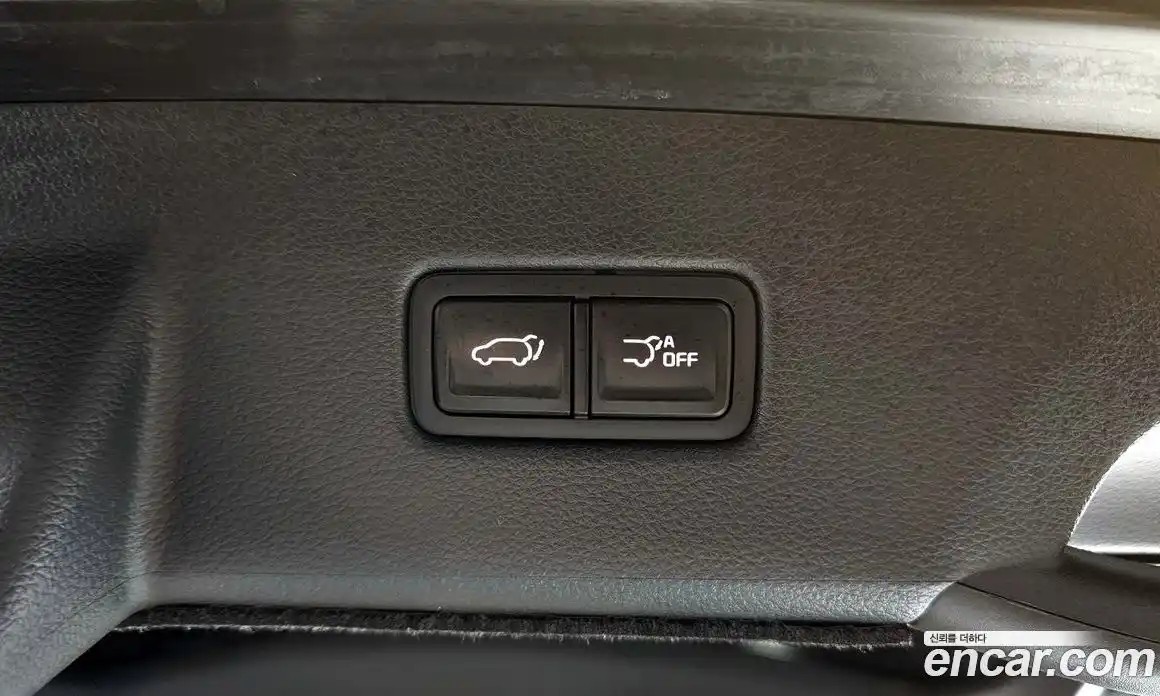 Kia Canival 2023 3.5 Автомат в Москве № 1318539, фото 17