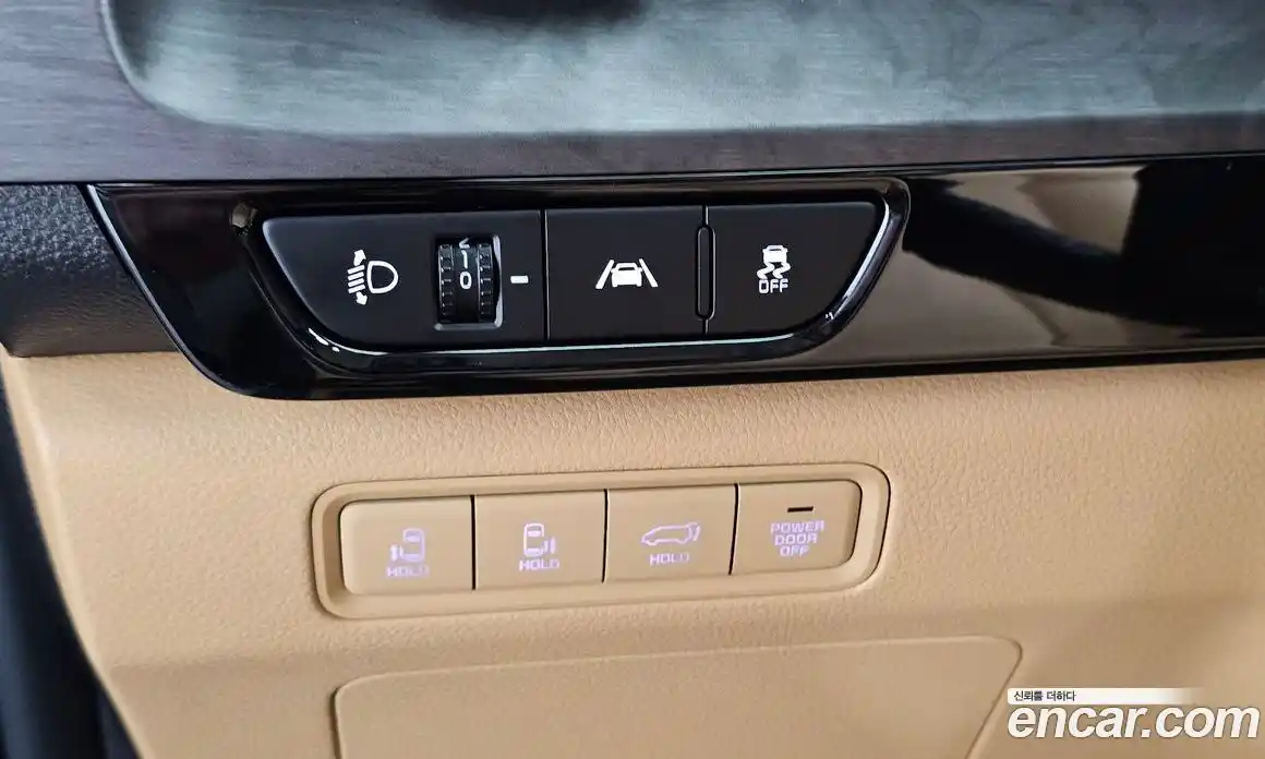 Kia Canival 2023 3.5 Автомат в Москве № 1318539, фото 19