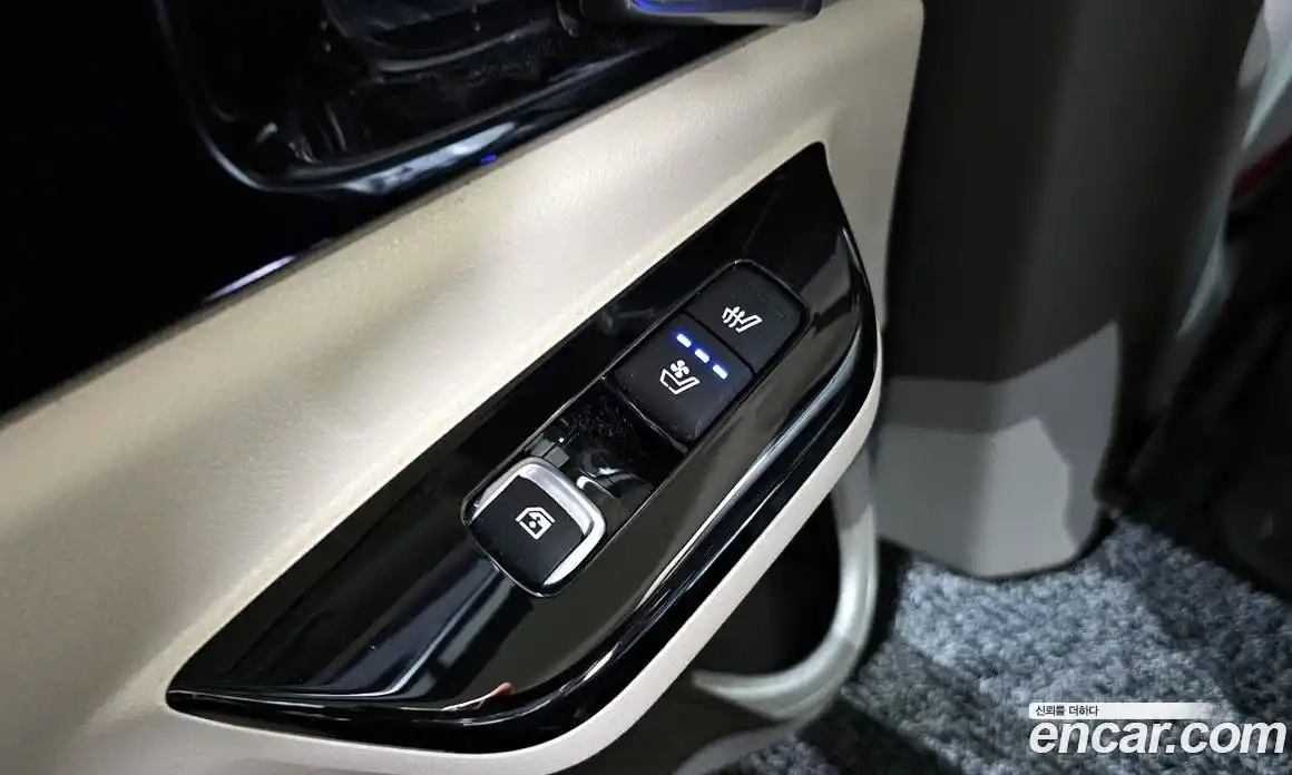 Kia Canival 2020 2.2 Автомат в Москве № 1318583, фото 15