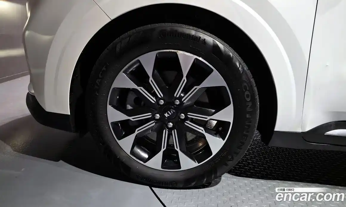 Kia Canival 2020 2.2 Автомат в Москве № 1318583, фото 5